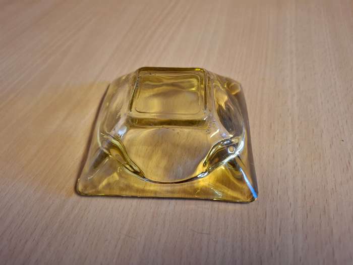 Small Vintage Glass Ashtray  (9cm x 9cm)