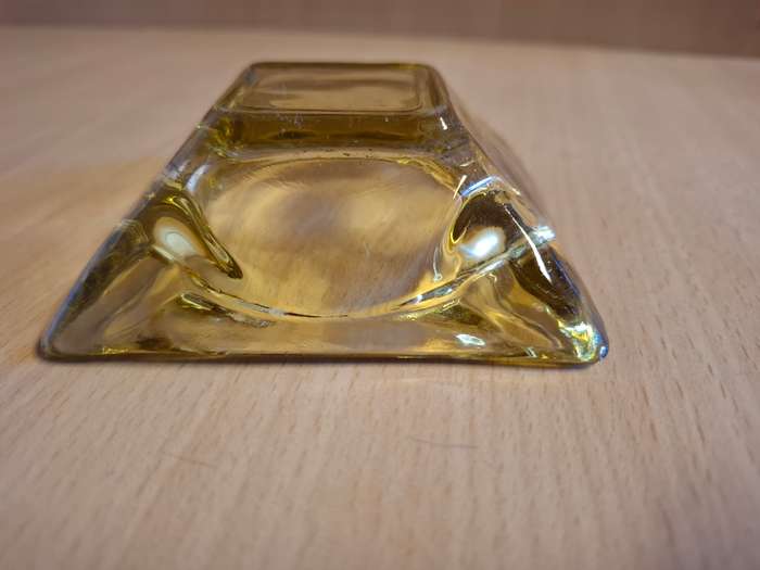 Small Vintage Glass Ashtray  (9cm x 9cm)