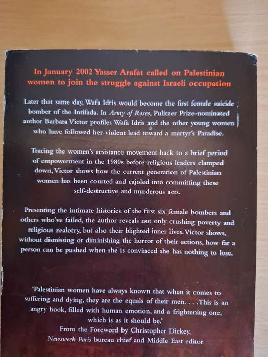 Army of Roses - Barbara Victor (Paperback)
