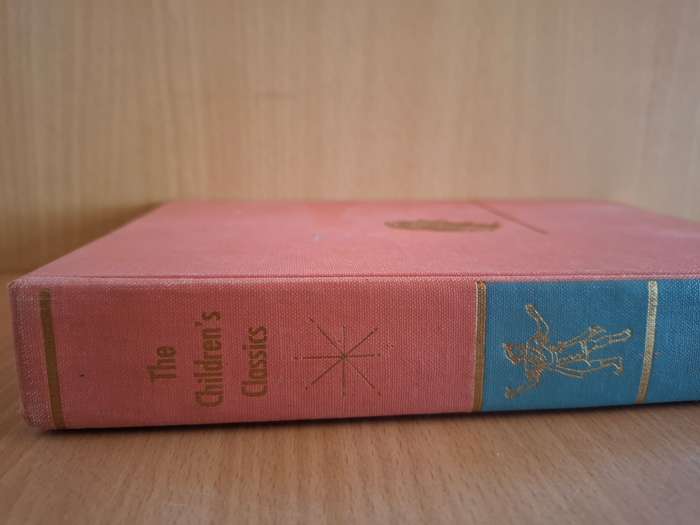The Children`s Classics - The Arabian Nights with an Introduction by Orton Lowe (Hardcover)