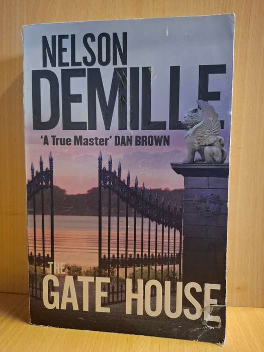 Gate House: Nelson Demille (Paperback)