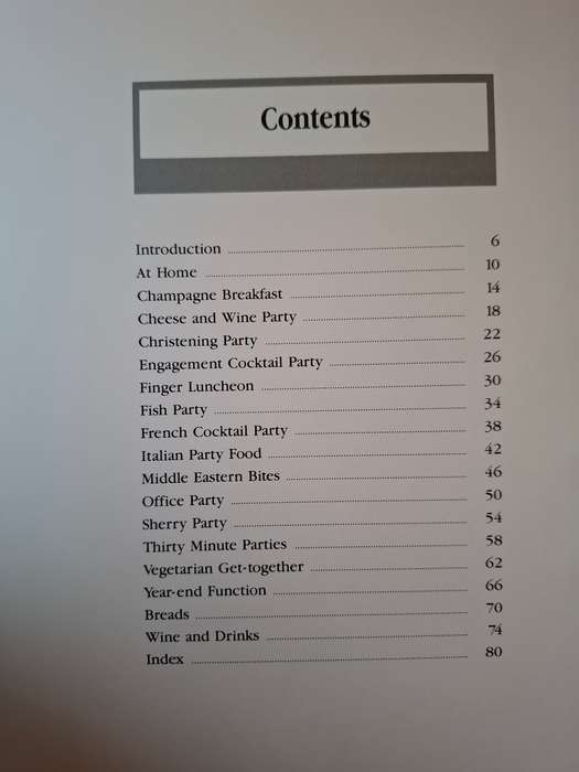 Party Food : Rosemarie Saunders  (Paperback)