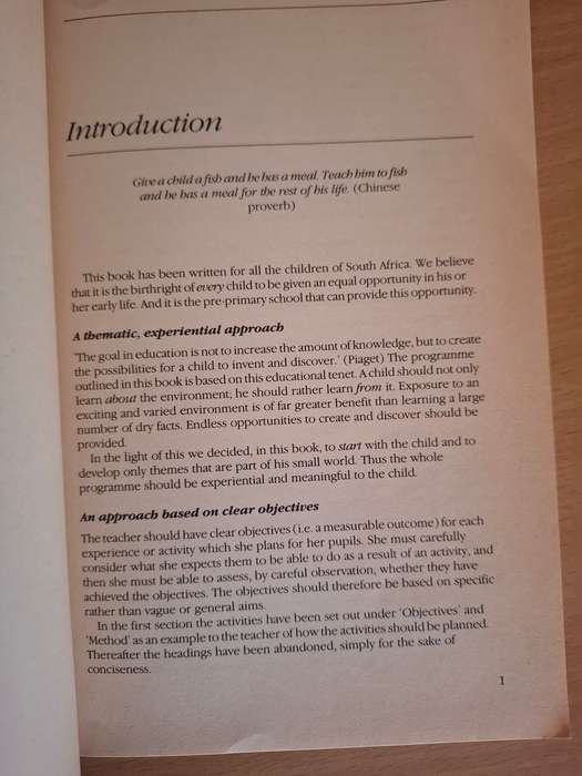 A Small World - A handbook of practical ideas on the thematic approach in the pre-primary school