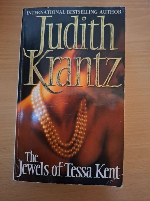 The Jewels of Tessa Kent  (Paperback)