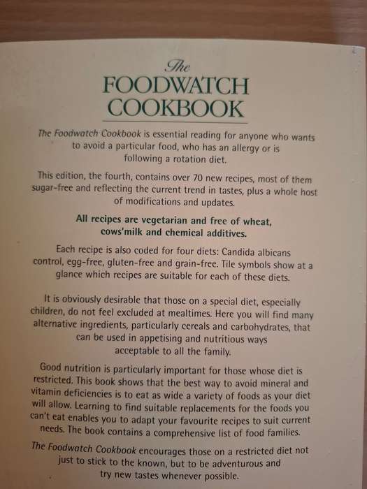 The Food Watch Cookbook - Over 300 vegetarian recipes : Honor J. Campbell  (Paperback)
