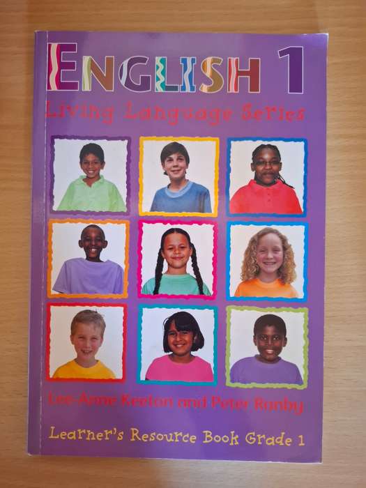 English 1  Learner`s Resource Book Grade 1 - Living Language Series