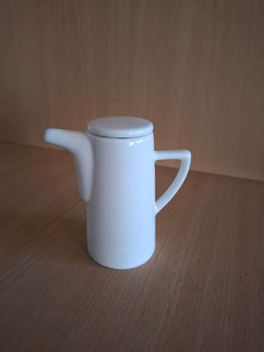 Small White Porcelain Milk Jug - 9cm x 5cm