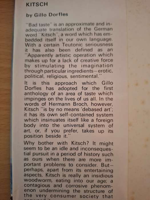 Kitsch - An anthology of bad taste : Gillo Dorfles  (Hardcover)