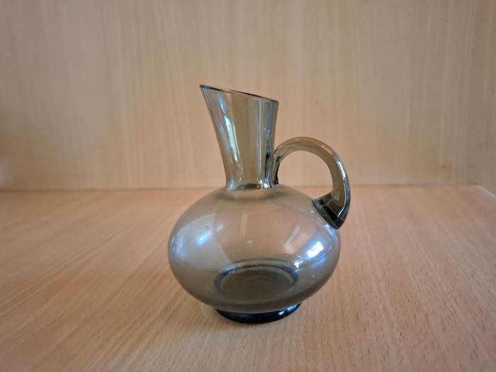 Small Glass Vinegar/Oil Decanter (height 10cm width 10cm)
