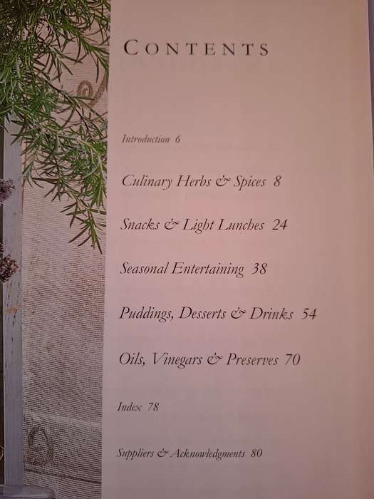 Marie-Pierre Moine`s Aromatic Kitchen - Over 75 Sensational Recipes for Cooking with Herbs