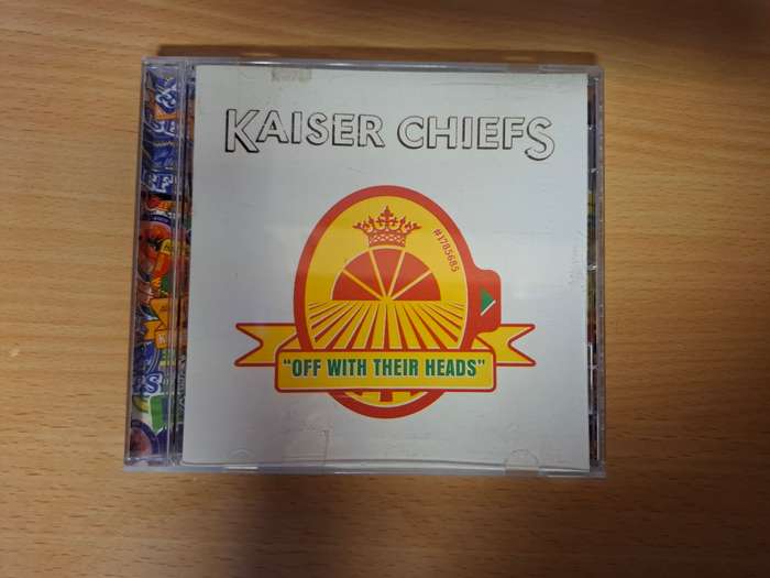 Kaiser Chiefs - Off with Their Heads - CD