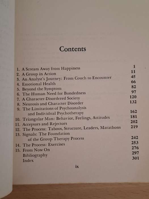 A Scream Away from Happiness : Daniel Casriel, M.D. (Paperback)