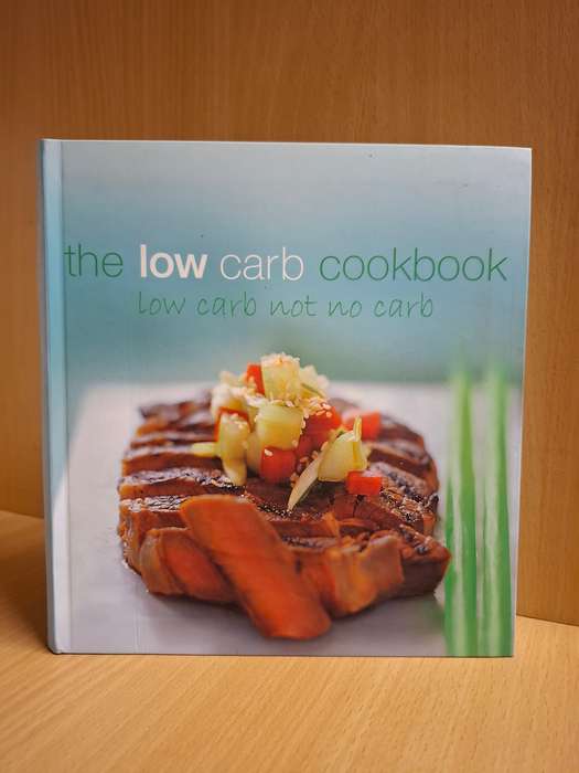 The Low Carb Cookbook  (Paperback)