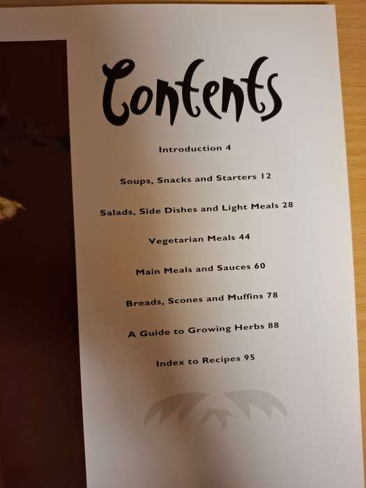 Bay Books Cookery Collection - A Handful of Herbs - Delicious recipes using fresh herbs (Paperback)