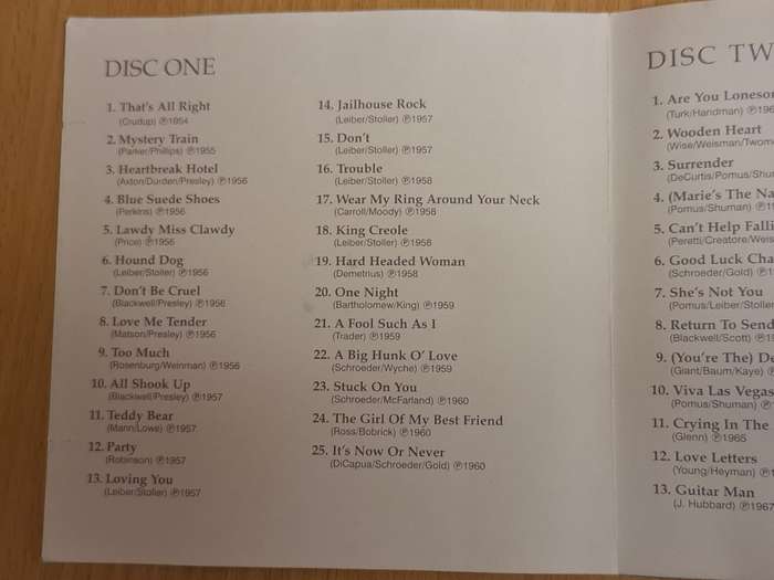 Elvis Presley The 50  Greatest Hits - CD  (2 discs)