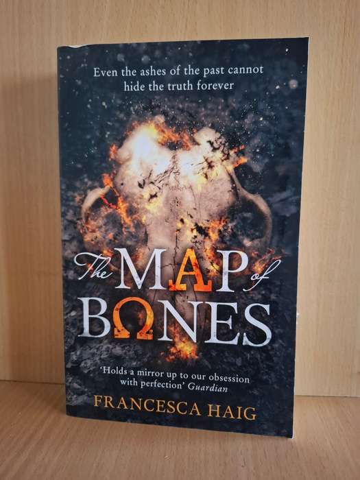 The Map of Bones : Frances Hardinge (Paperback)