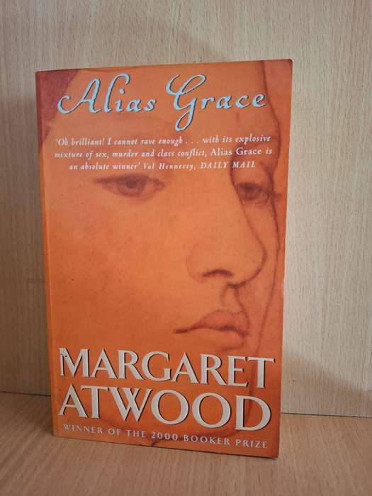 Alias Grace: Margaret Atwood  (Paperback)