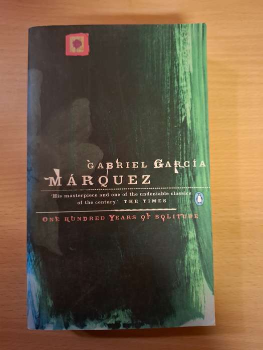 One Hundred Years of Solitude : Gabriel Garcia Marquez  (Paperback)