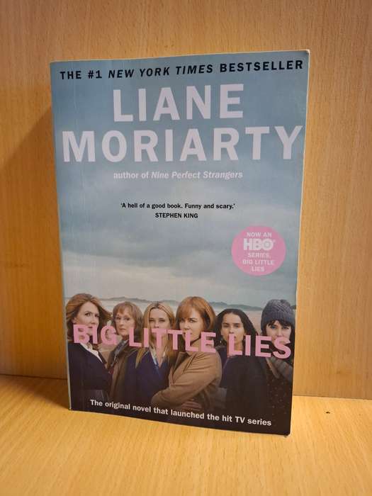 Big Little Lies : Liane Moriarty  (Paperback)