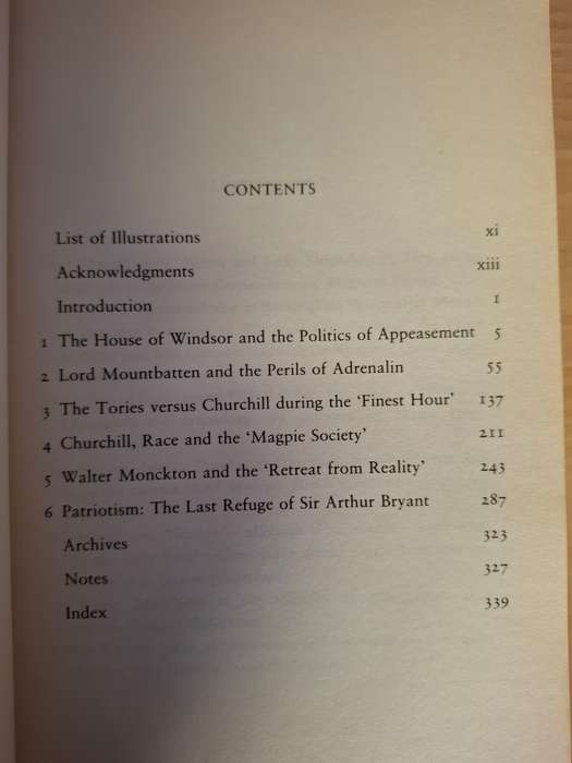 Eminent Churchillians : Andrew Roberts  (Paperback)