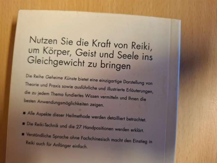 Geheime Kunste - Reiki : Anne Charlish & Angela Robertshaw