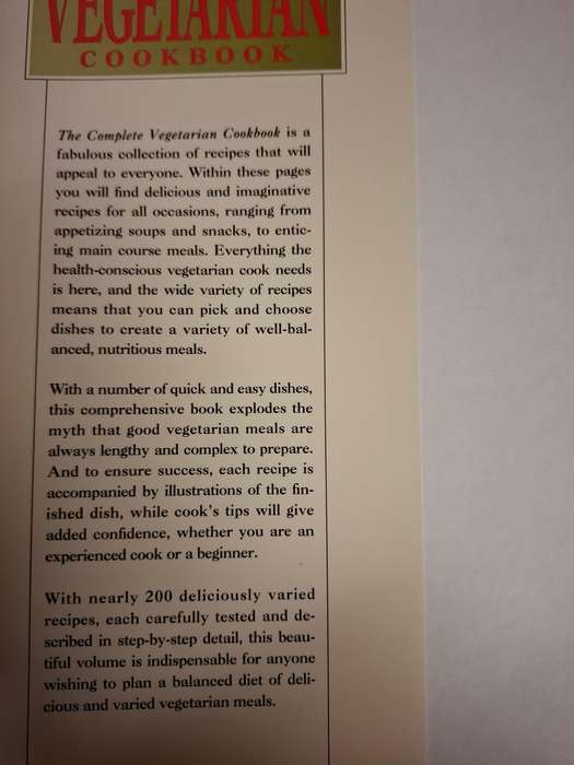 The Complete Vegetarian Cookbook - Quick & Easy Recipes  (Hardcover)