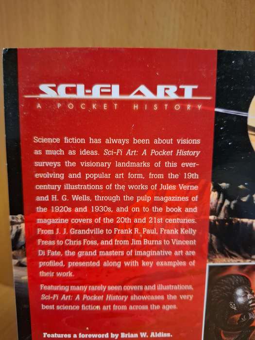 Sci-Fi Art A Pocket History : Steve Holland  (includes 5 fridge magnets)