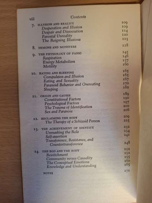 The Betrayal of the body : Alexander Lowen, M.D. (Paperback)