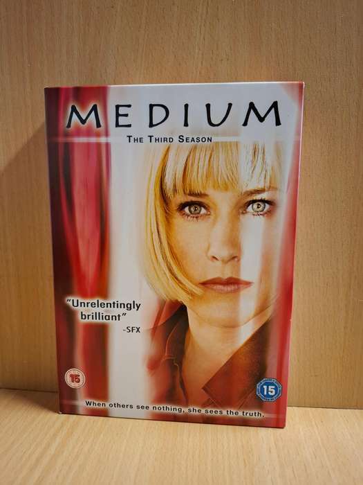 Medium - The Third Season - Dvd  (6 discs)