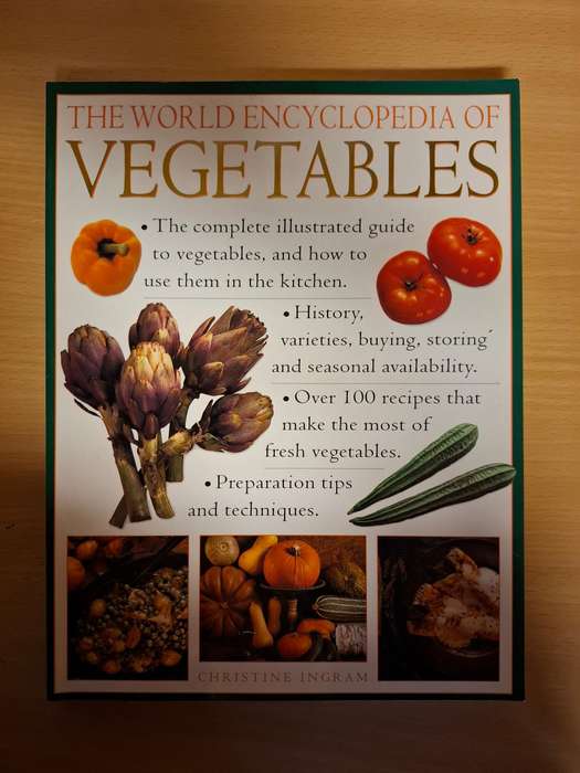 The World Encyclopedia of Vegetables : Christine Ingram  (Paperback)