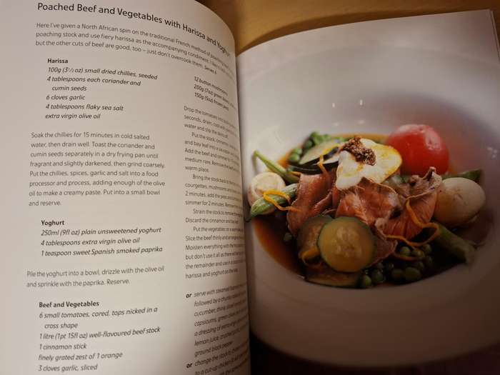 Eat : Ray McVinnie   (Paperback)