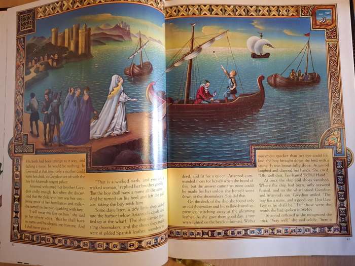 The Enchanted World of Wizards and Witches  (Hardcover)