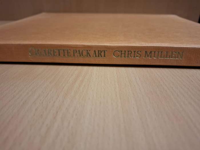 Hamlyn - Cigarette Pack Art : Chris Mullen  (Hardcover)