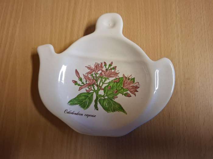 Small Yellow Ceramic Teabag Holder (13cm x 12)