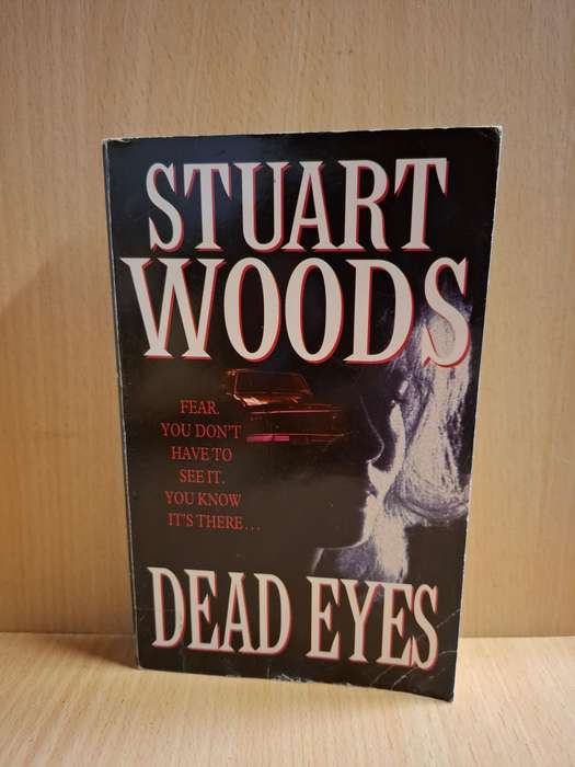 Dead Eyes : Stuart Woods  (Paperback)