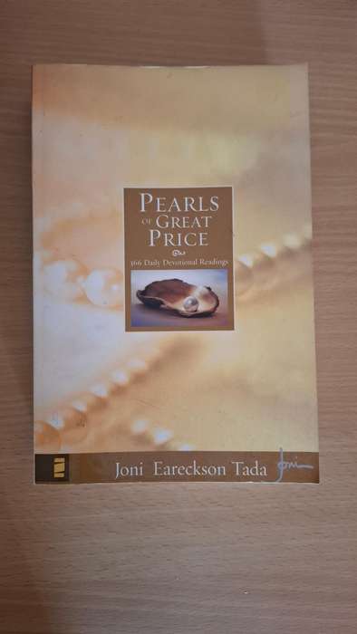 Pearls of Great Price - 366 Daily Devotional Readings : Joni Eareckson Tada  (Paperback)