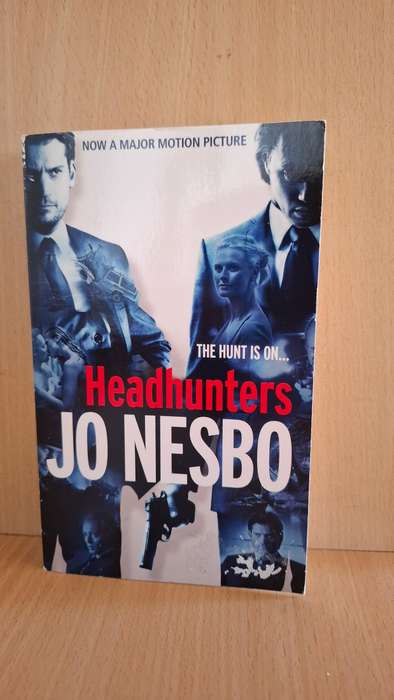Headhunters : Jo Nesbo  (Paperback)