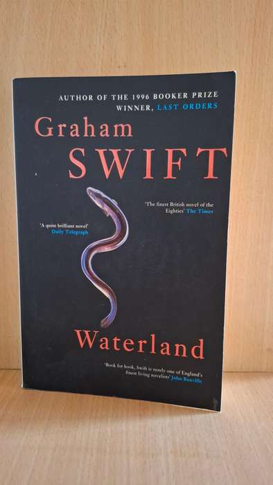 Waterland: Graham Swift  (Paperback)