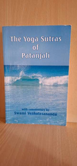 The Yoga Sutras of Patanjali  (with commentary by Swami Venkatesananda) Paperback