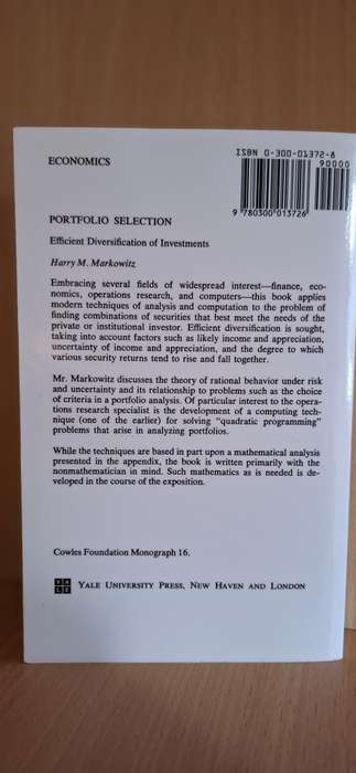 Portfolio Selection - Efficient Diversification of Investments : Harry M. Markowitz  (Paperback)