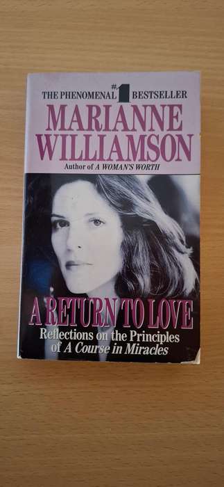 A Return to Love: Marianne Williamson  (Paperback)