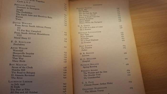 The Penguin Book of South African Verse (Paperback)