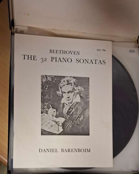 Beethoven - The 32 Piano Sonatas - Daniel Barenboim - 12 LP/Vinyl Set