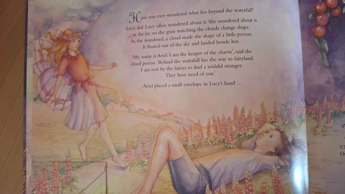 Fairy Secrets - A Magical Secret Envelope Book: Deborah Latimer  (Hardcover)