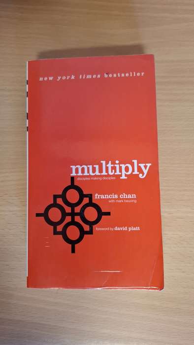 Multiply : Francis Chan  (Paperback)