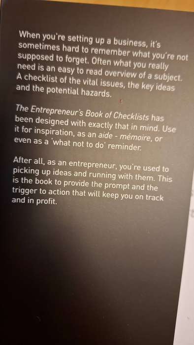 The Entrepreneur`s Book of Checklists-1000 tips to help you start and grow your business: R. Ashton