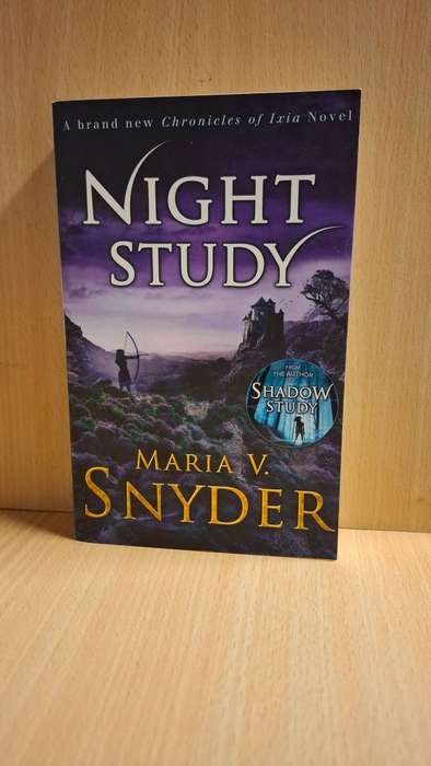 Night Study : Maria V. Snyder (Paperback)