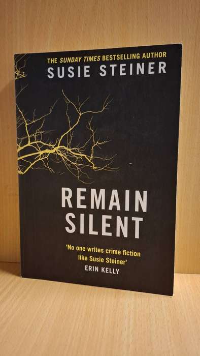 Remain Silent : Susie Steiner  (Paperback)
