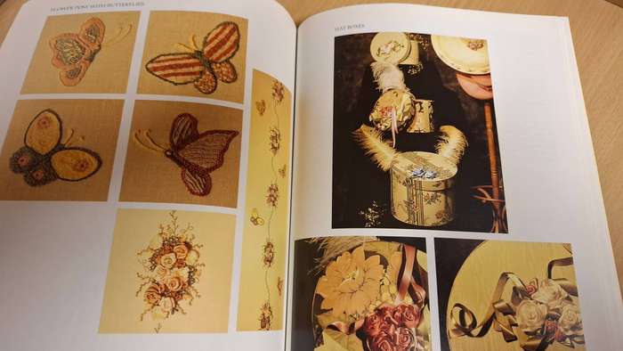 Creative Ribbon Embroidery : Salli van Rensburg  (Paperback)