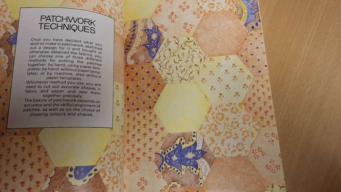 The Complete Book of Patchwork & Quilting  (Paperback)